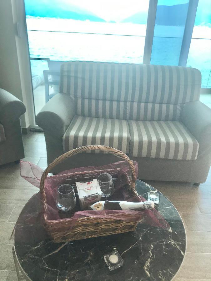 Lux Apartments Krasići מראה חיצוני תמונה